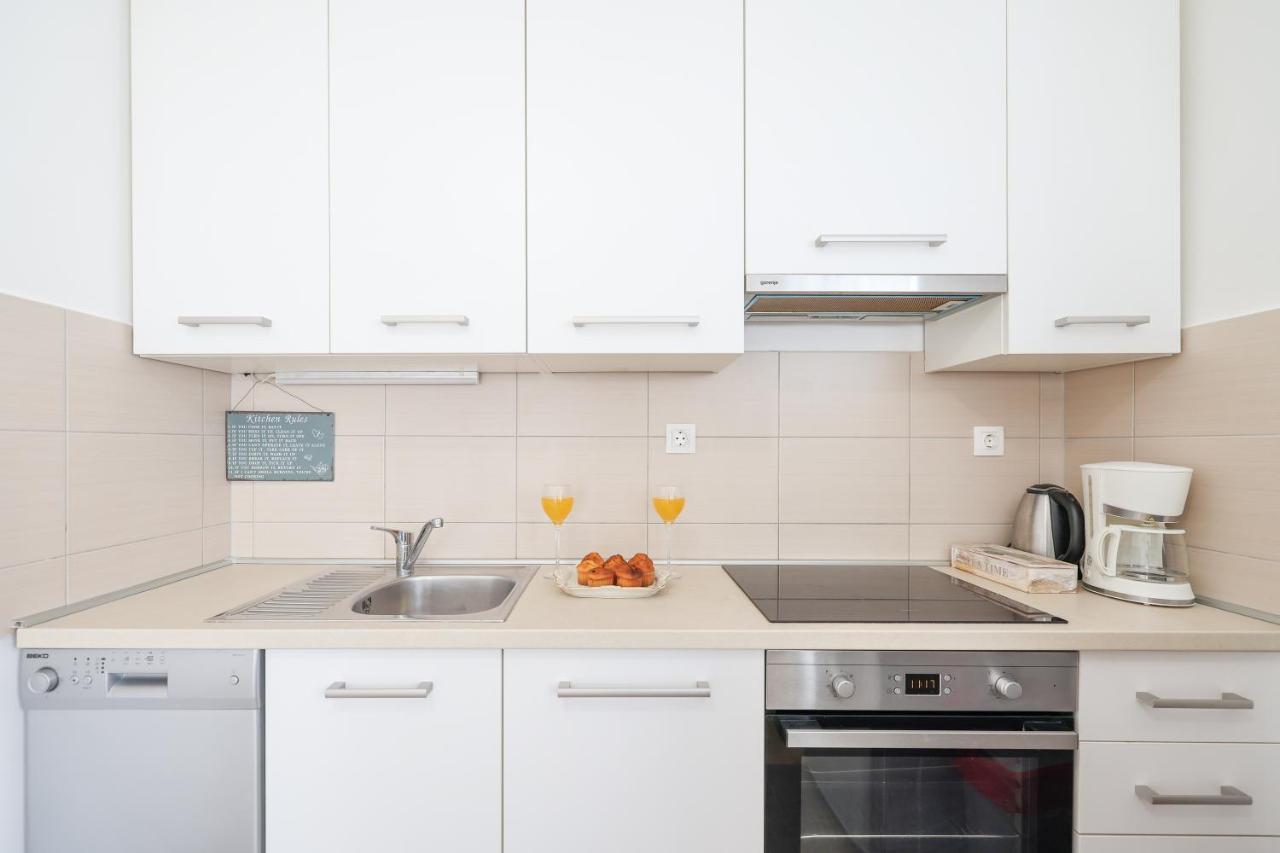 Cozy Niko Apartment - Private Parking And Balcony Zadar Buitenkant foto