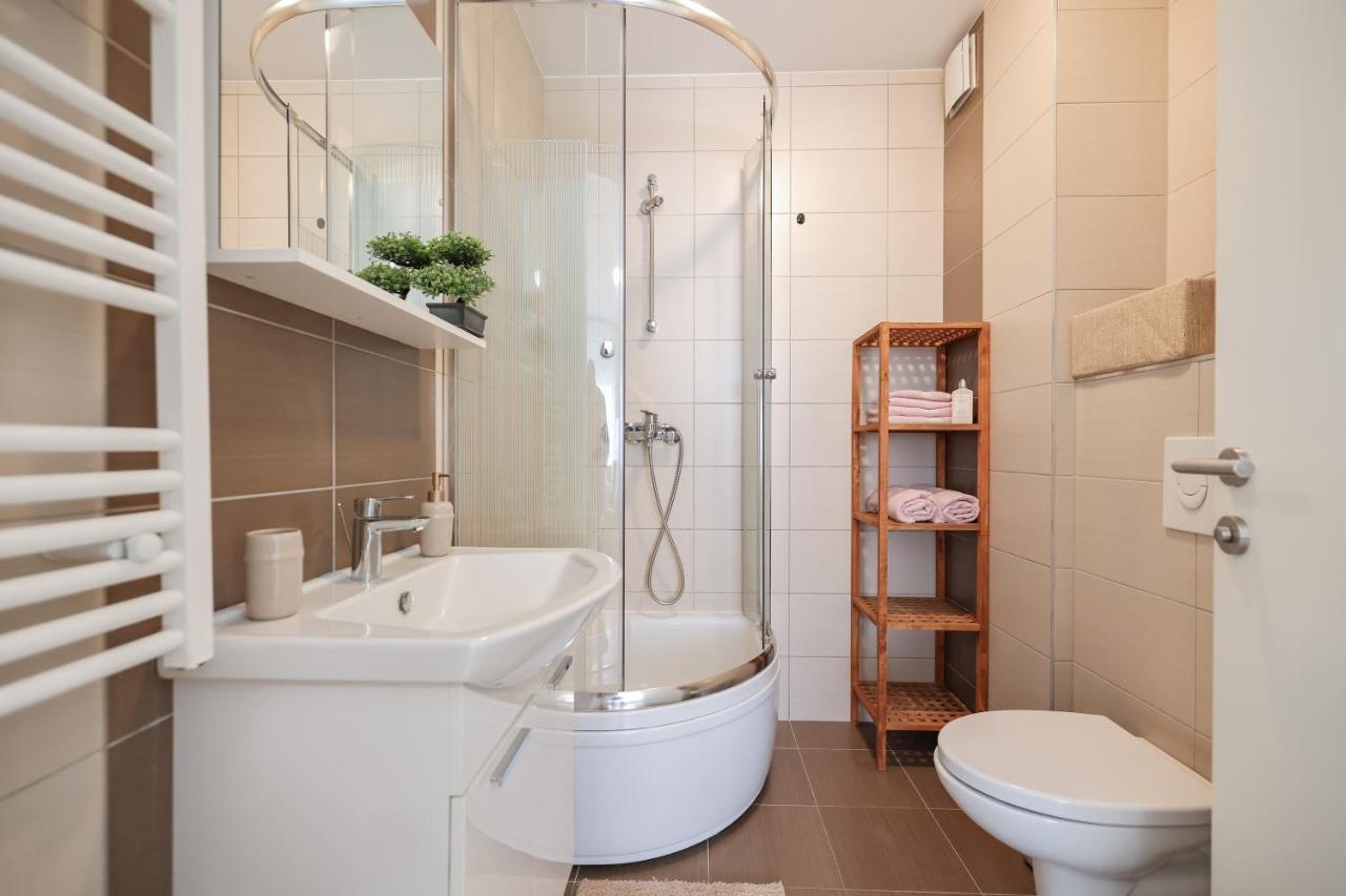 Cozy Niko Apartment - Private Parking And Balcony Zadar Buitenkant foto