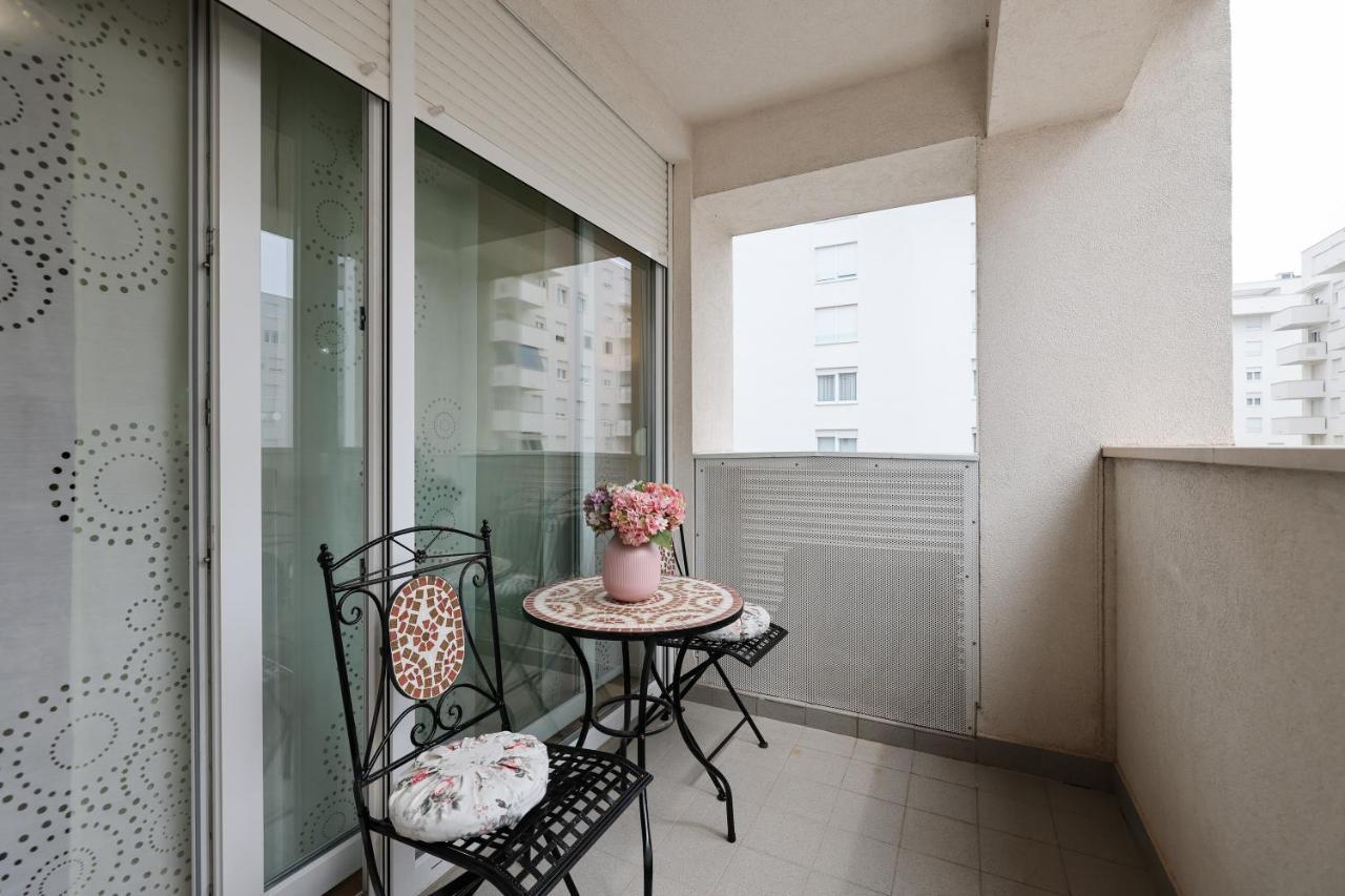 Cozy Niko Apartment - Private Parking And Balcony Zadar Buitenkant foto